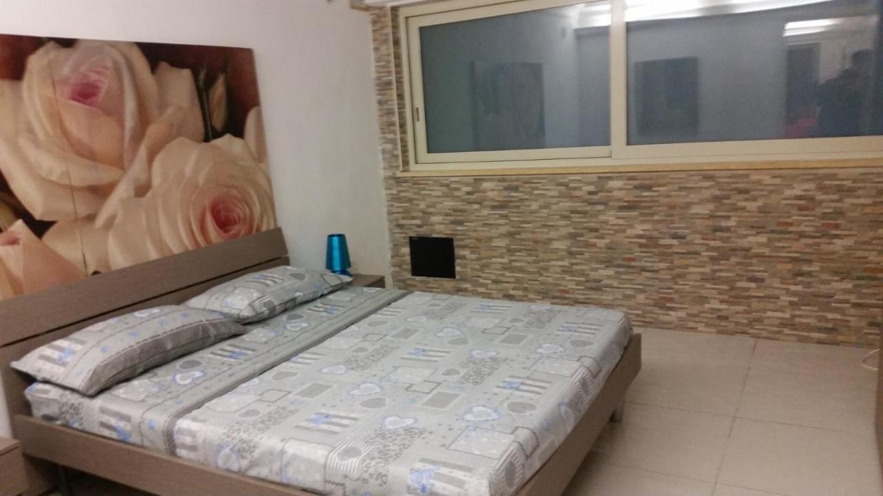דירות פלרמו Stabile Basement מראה חיצוני תמונה